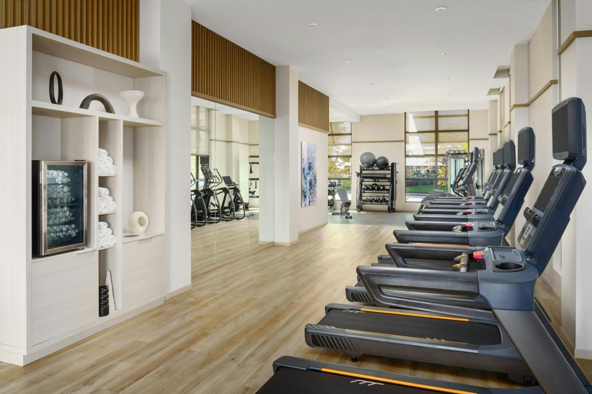 Ac Hotel By Marriott Naples 5Th Avenue Esterno foto