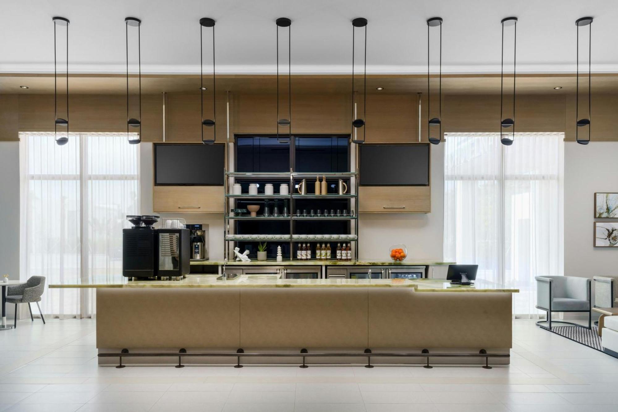 Ac Hotel By Marriott Naples 5Th Avenue Esterno foto